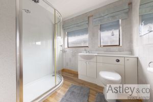 bathroom- click for photo gallery